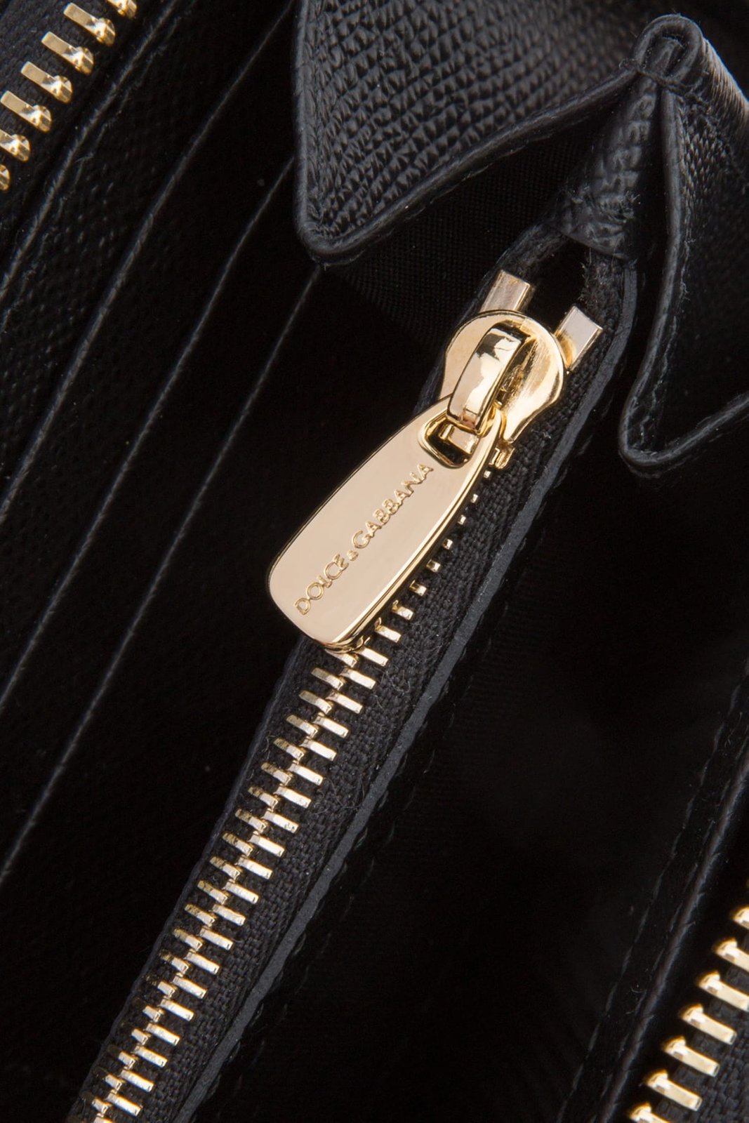Dolce & Gabbana Logo Plaque Zip-Around Wallet
