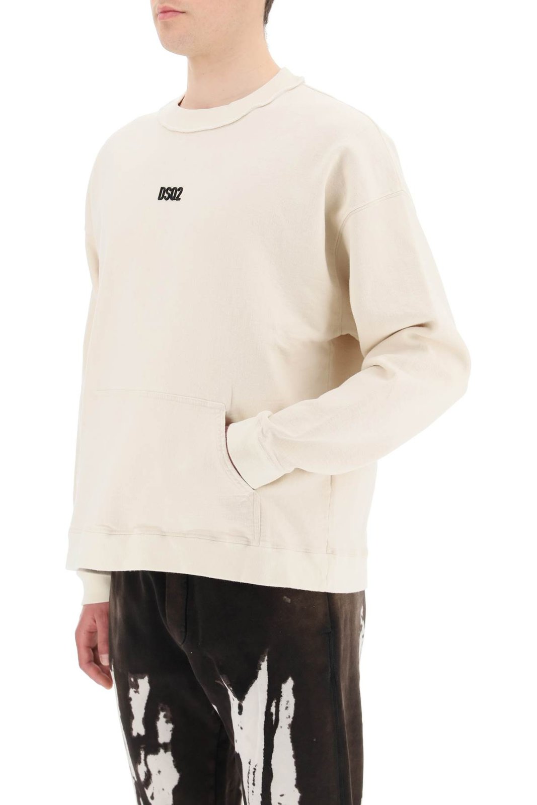 Dsquared2 Logo Printed Crewneck Sweatshirt 1 Dsquared2 Logo Printed Crewneck Sweatshirt