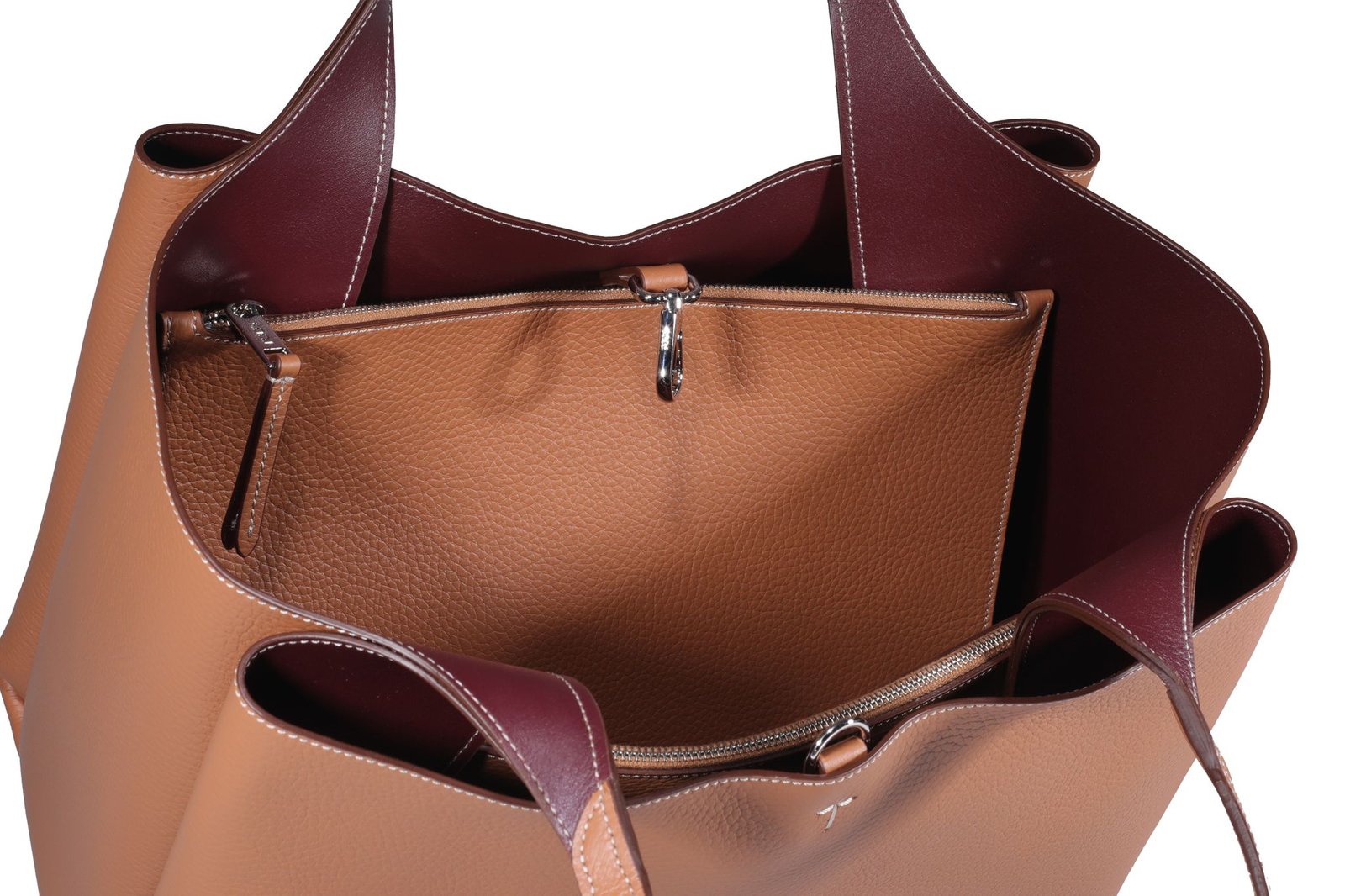 Tod's T Timeless Logo Plaque Medium Tote Bag