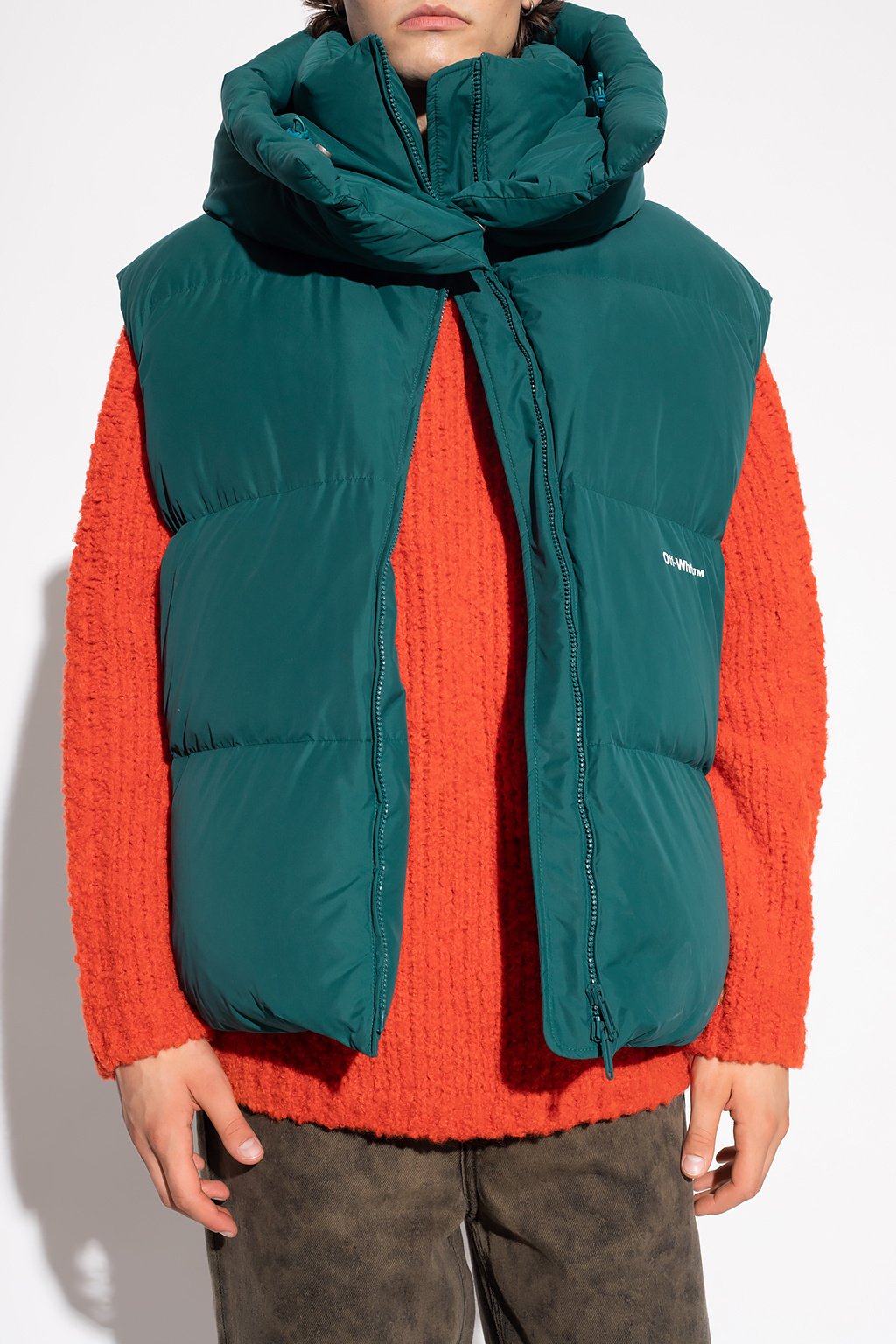 Off-White Logo Printed Zip-Up Padded Vest 3 Off-White Logo Printed Zip-Up Padded Vest
