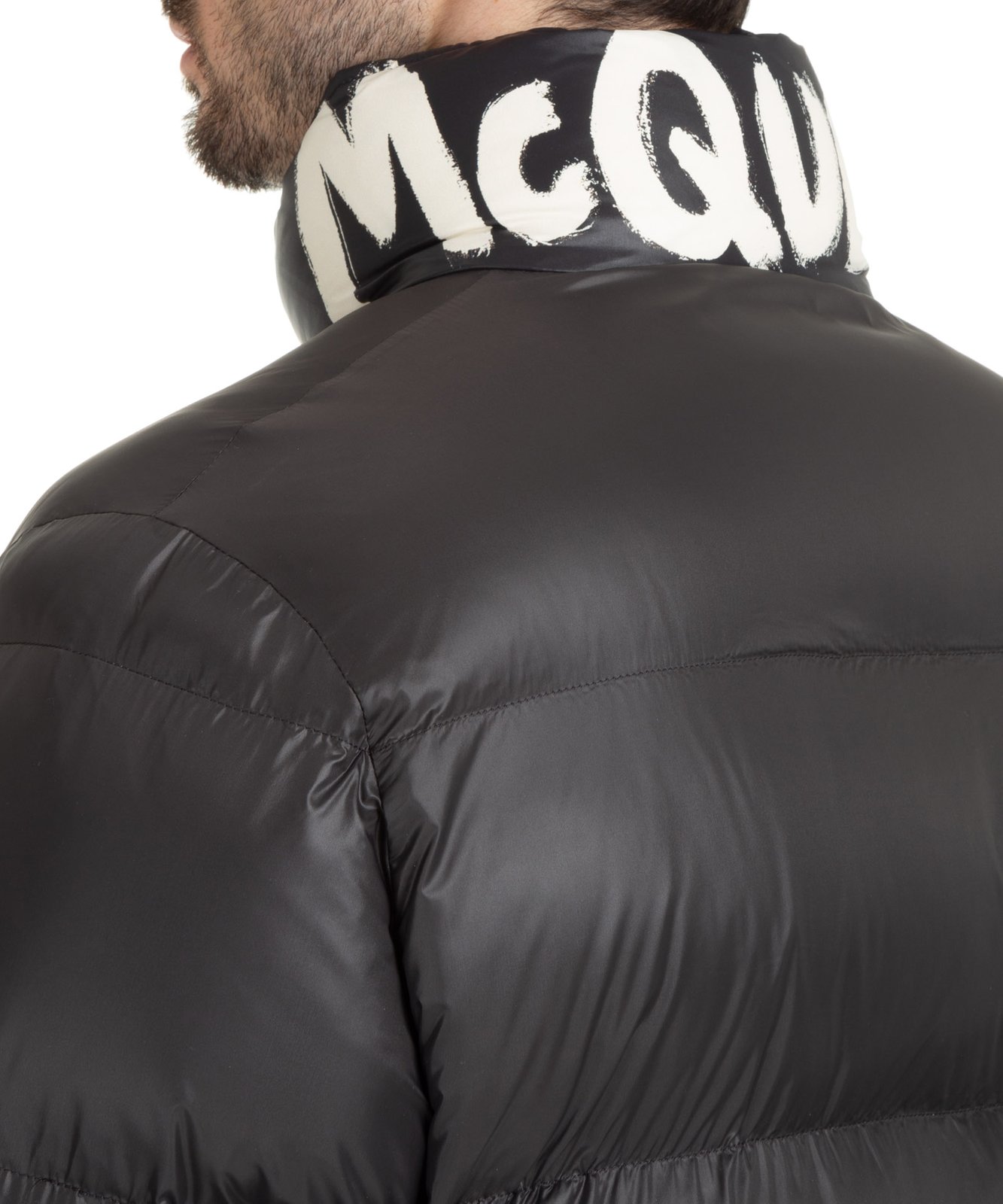 Alexander McQueen Logo-Graffiti-Pufferjacke