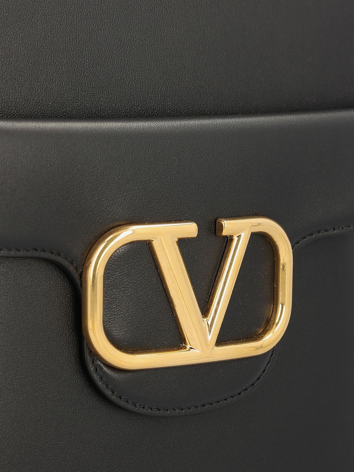 Valentino	VLogo Plaque Zip-Up Crossbody Bag