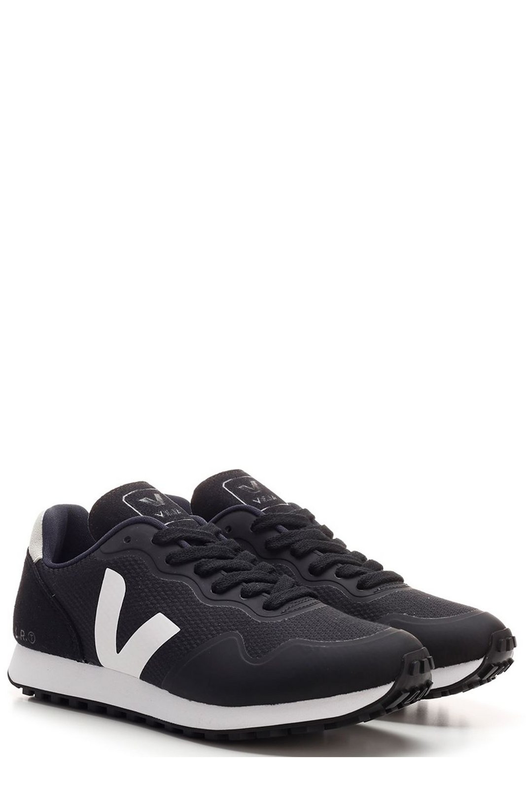 Low-Top-Sneaker mit Veja B-Mesh-Logo